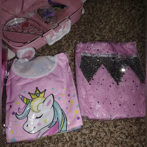 16 pcs costumes+accessories - Picture 13 of 14